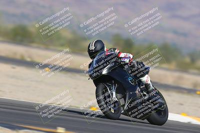 media/Nov-12-2023-SoCal Trackdays (Sun) [[5d1fba4e7d]]/Turn 14 (1035am)/